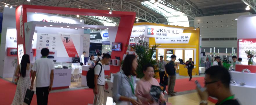 黄瓜视频下载APP视频參觀上海國際汽車內飾與外飾展覽