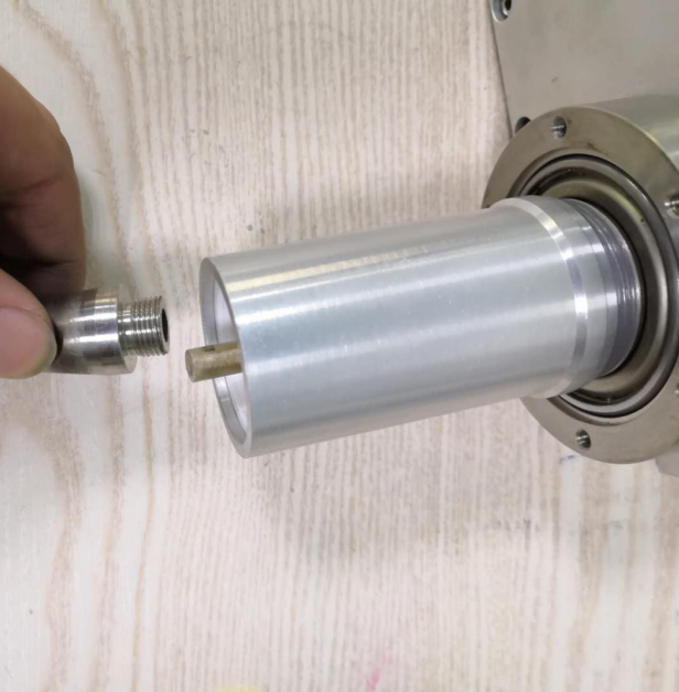 更換常壓等離子處理機內電極-黄瓜视频下载APP视频黄瓜视频污在线观看機