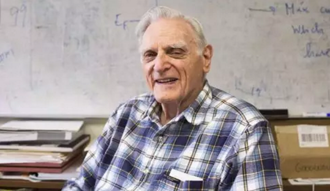 本次諾獎獲得者約翰·B·古迪納夫-黄瓜视频下载APP视频黄瓜视频污在线观看機