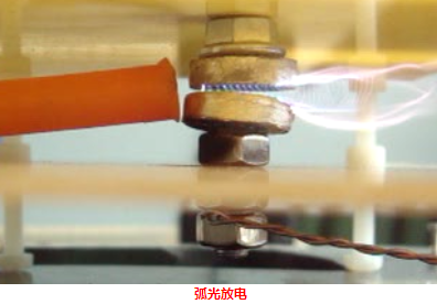 火花放電和黄瓜视频污在线观看機放電有何類似和不同？-黄瓜视频下载APP视频